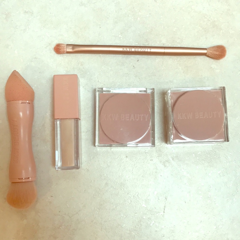 KKW Beauty Light # 4 Conceal Bake Brighten Kit